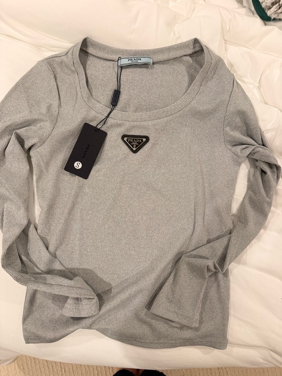 Prada Tops - Prada Light Gray Ribbed Scoop-Neck Long Sleeve Top